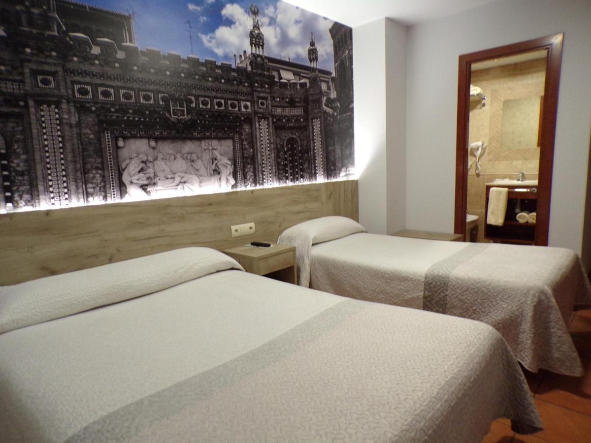Hostal Serruchi Теруель Екстер'єр фото
