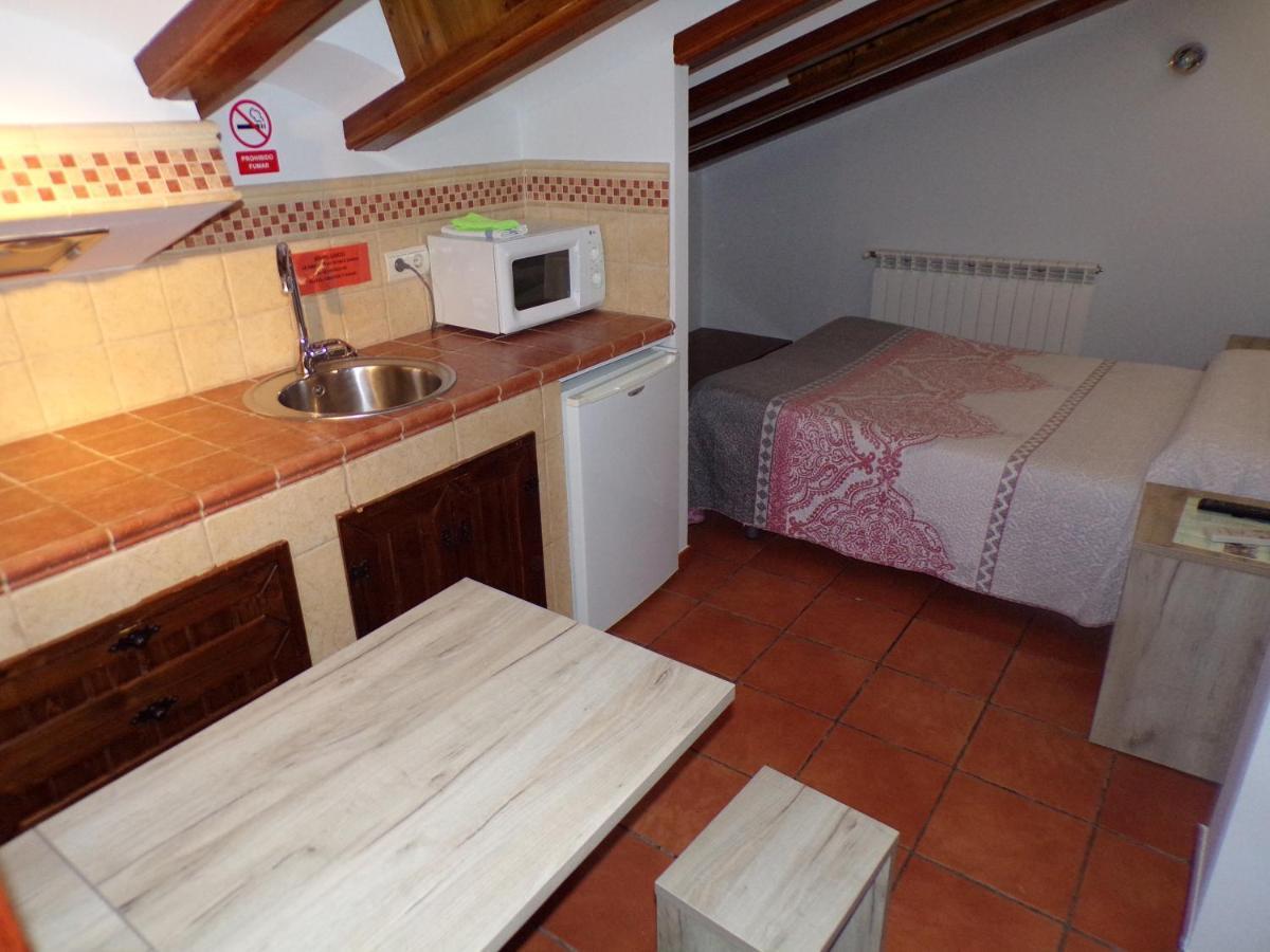 Hostal Serruchi Теруель Екстер'єр фото