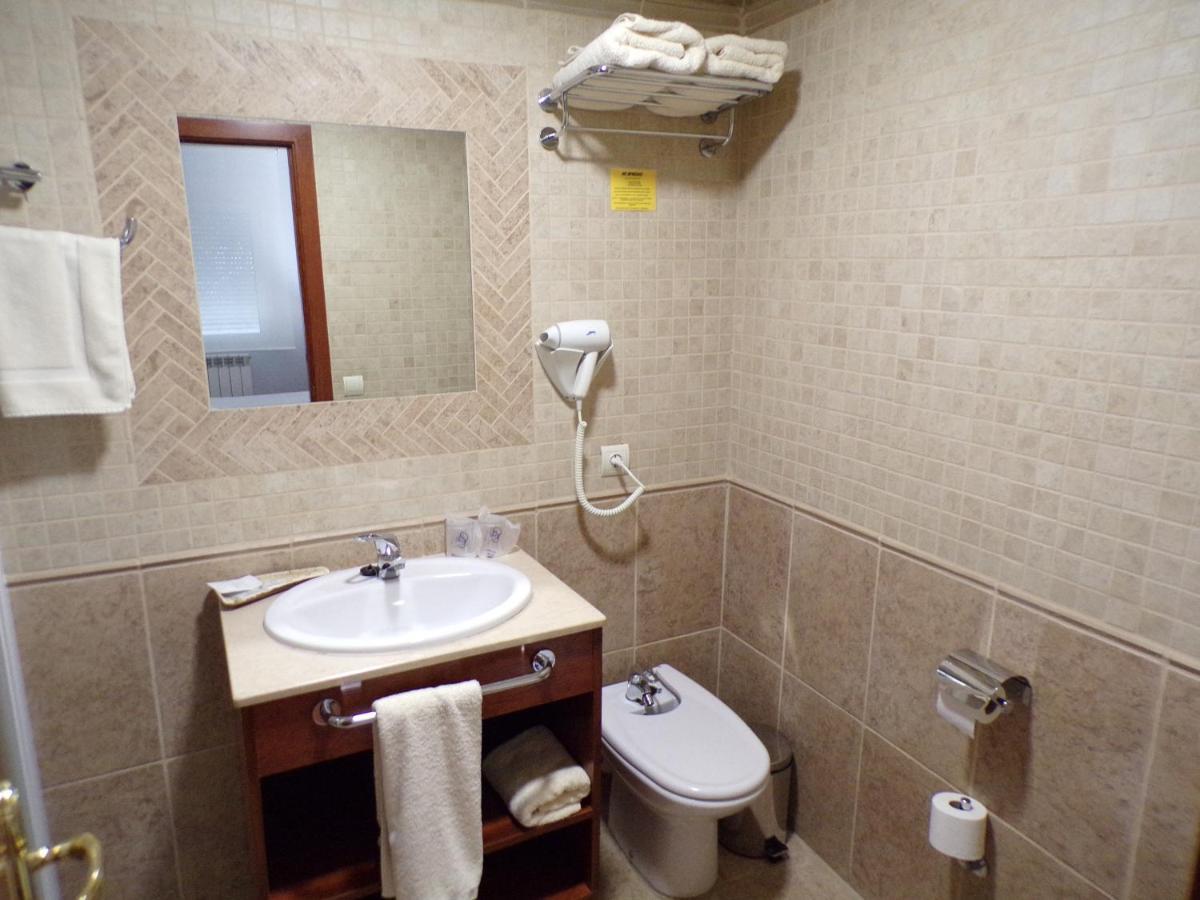 Hostal Serruchi Теруель Екстер'єр фото