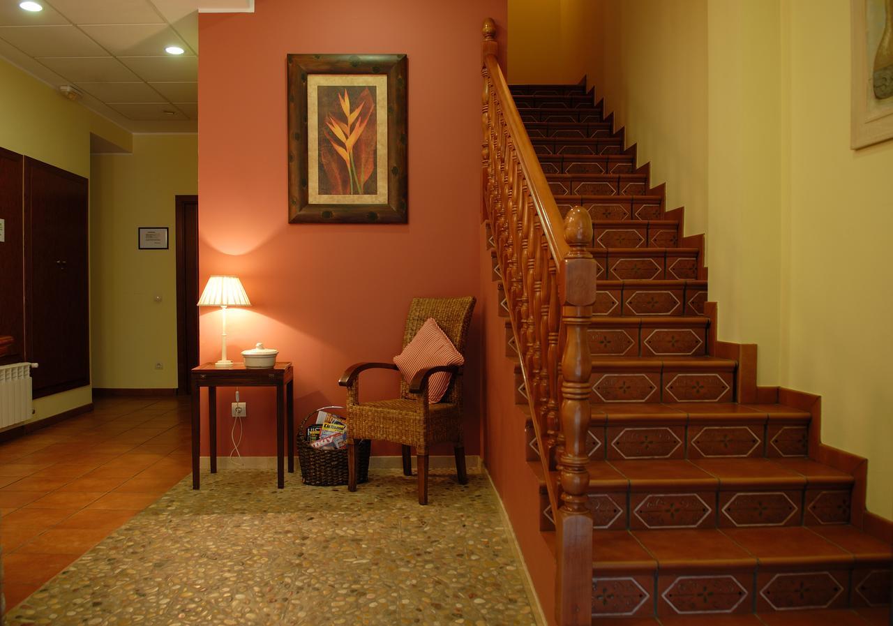 Hostal Serruchi Теруель Екстер'єр фото